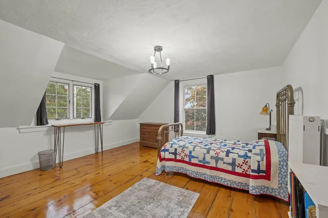 $475,000 | 306 Maine Avenue, Farmingdale, ME 04344