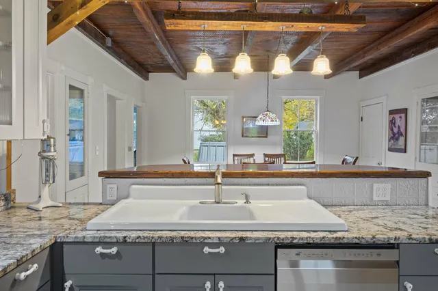 $475,000 | 306 Maine Avenue, Farmingdale, ME 04344