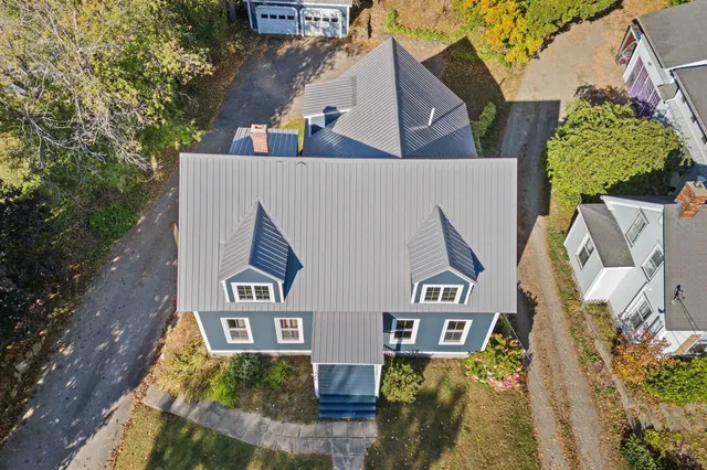 $475,000 | 306 Maine Avenue, Farmingdale, ME 04344