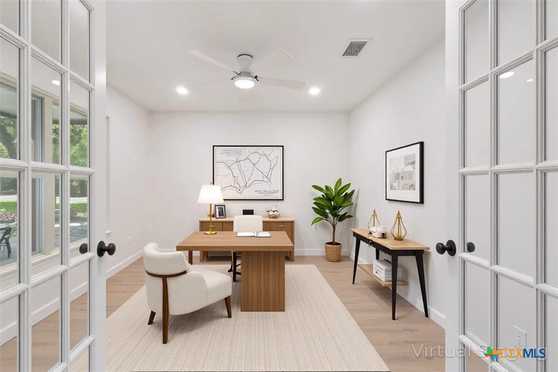 4412 Briar Cliff Road Temple, TX 76502 - Photo 7 of 35 a living room with furniture and a window