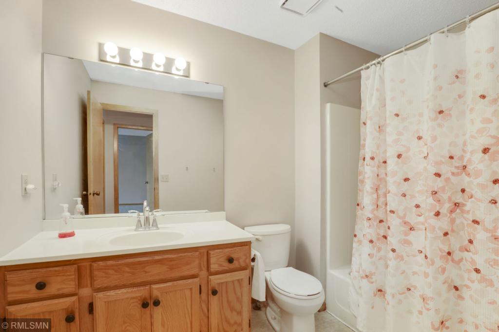 4096 Beaver Dam Road Eagan, MN 55122 - Photo 13 of 14