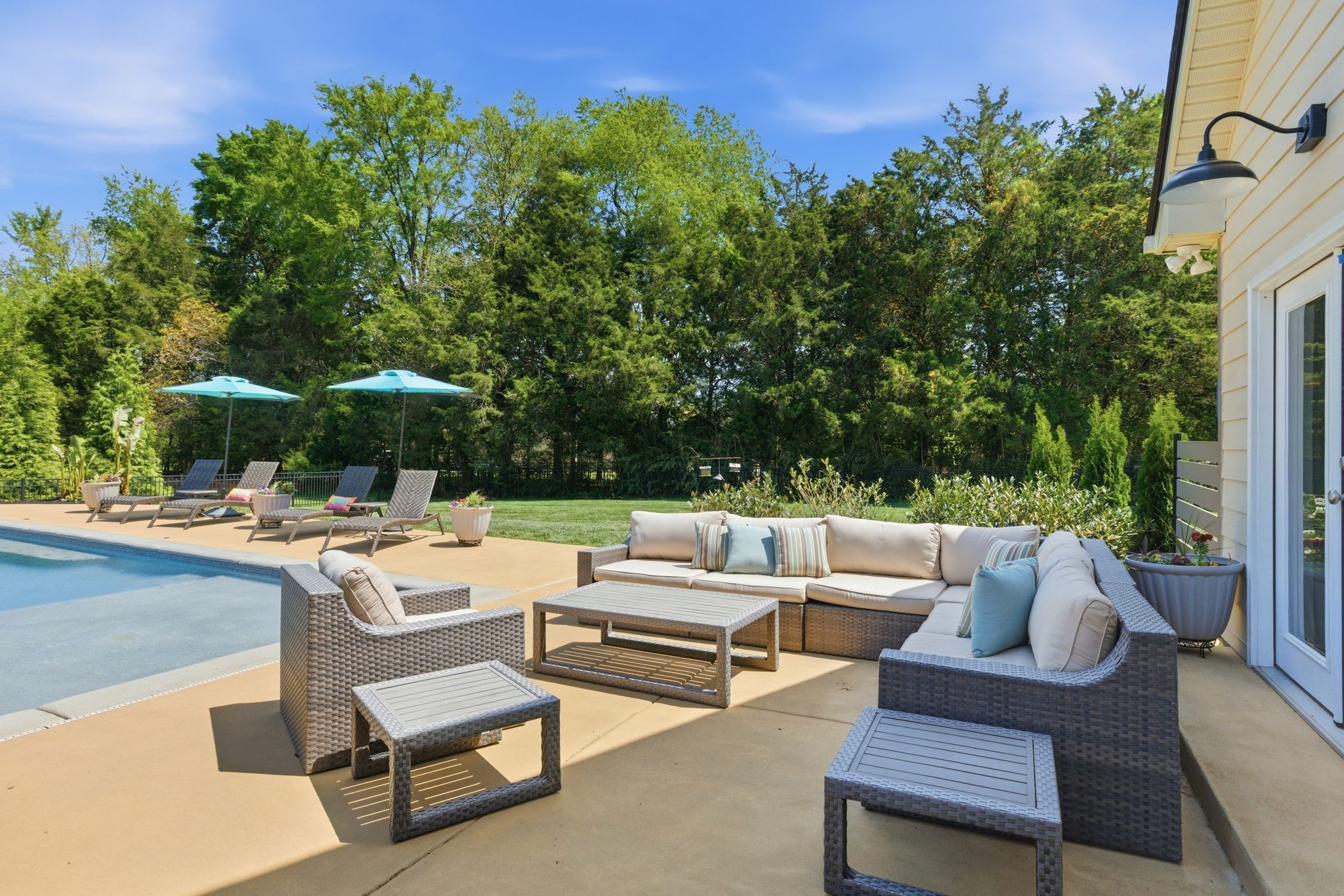 211 Fox Den Way Murfreesboro, TN 37130 - Photo 38 of 64 a view of backyard of house with seating area