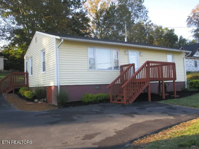 $299,900 | 9320 East Emory Road, Corryton, TN 37721