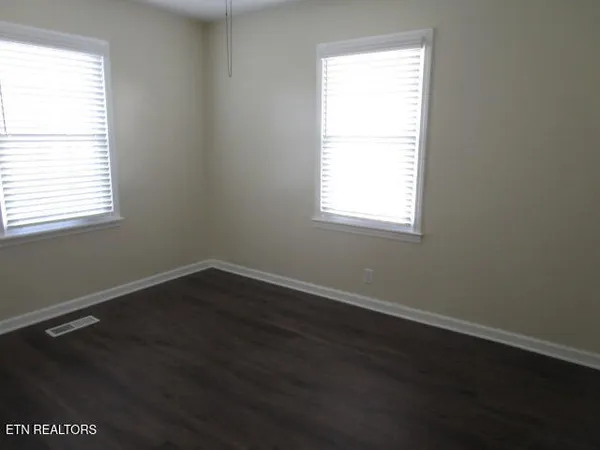 $289,900 | 9320 East Emory Road, Corryton, TN 37721