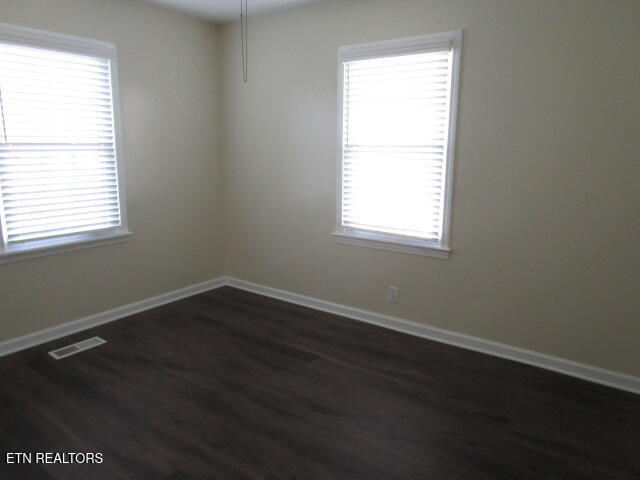 9320 East Emory Road Corryton, TN 37721 - Photo 9 of 11 IMG_4231