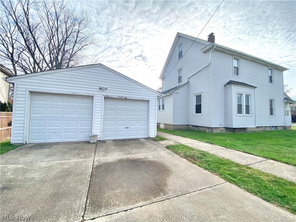 1726 West Schaaf Road Cleveland, OH 44109 - Photo 2 of 18 Gallery Image 2