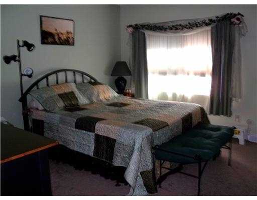4160 Post Road, Unit 29 Warwick, RI 02818 - Photo 5 of 6 Bedroom.