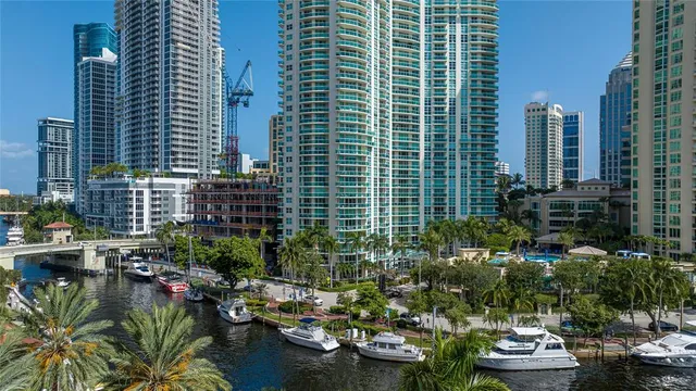 $3,600 | 511 Southeast 5th Avenue, Unit 803, Fort Lauderdale, FL 33301