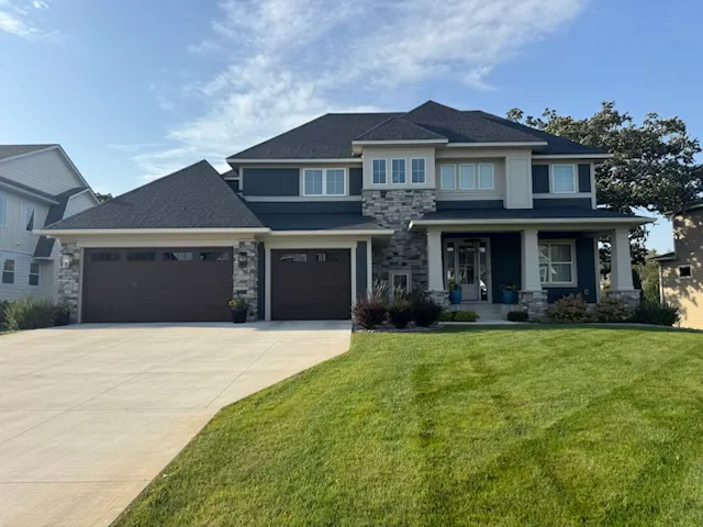 $1,800,000 | 5840 Prestwick Court, Excelsior, MN 55331