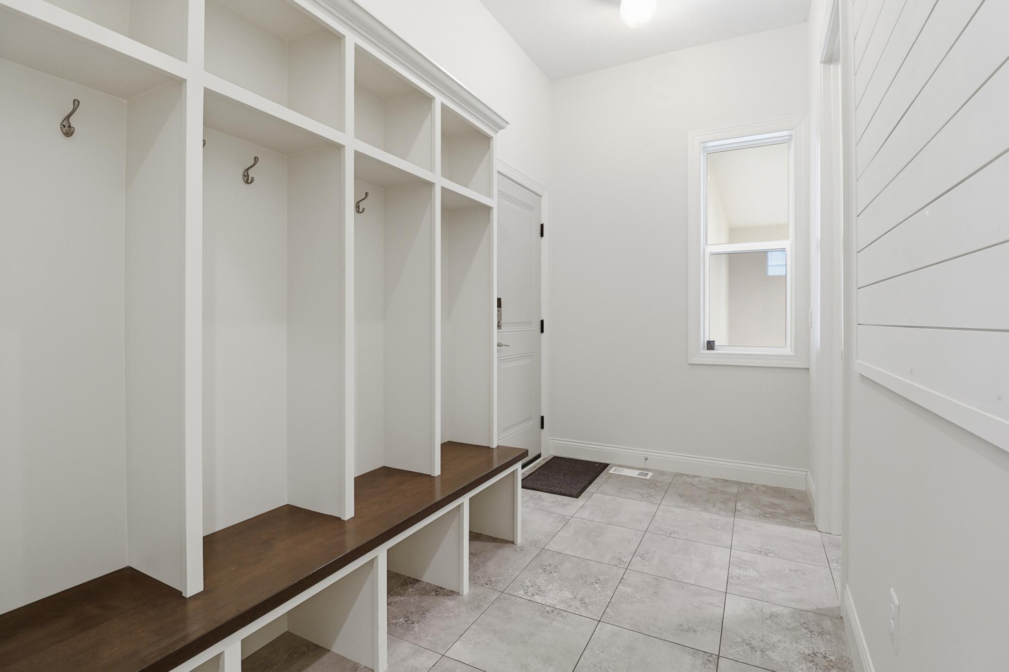 5840 Prestwick Court Excelsior, MN 55331 - Photo 15 of 46