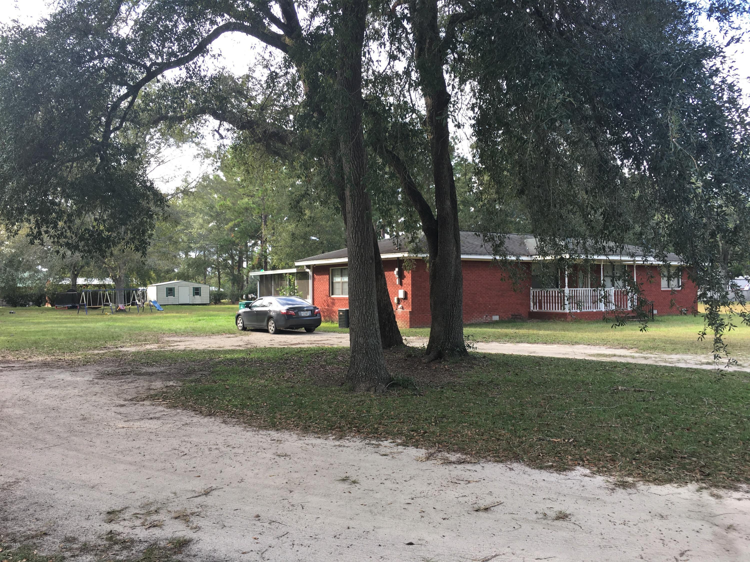 2177 Lovers Lane Grand Ridge, FL 32442 - Photo 4 of 38 Gallery Image 4