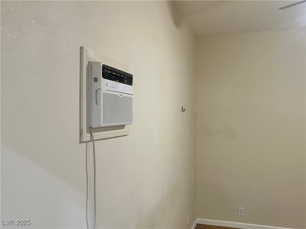 520 Burt Street Pahrump, NV 89060 - Photo 55 of 99 Detailed view of baseboards