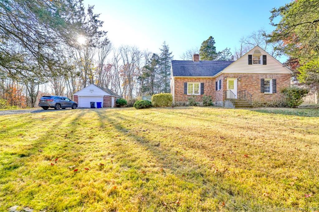 443 Benson Road Middlebury, CT 06762 - Photo 14 of 14