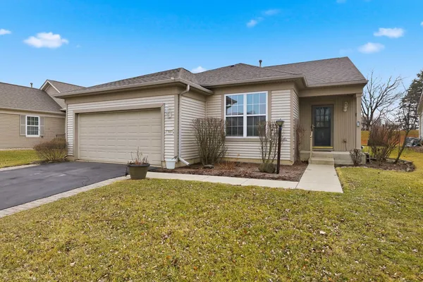 $474,900 | 13664 Windy Prairie Drive, Huntley, IL 60142