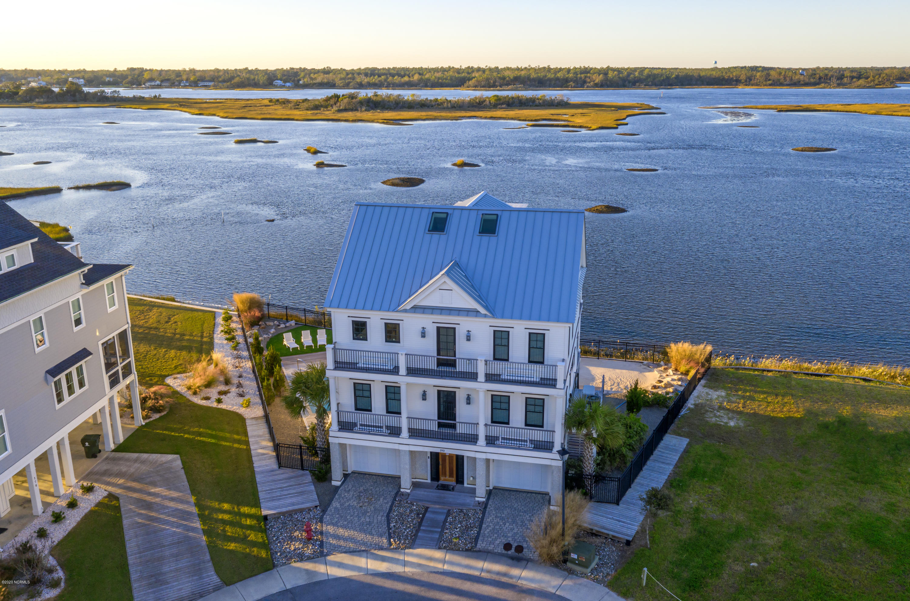 180 Atkinson Road Surf City, NC 28445 - Photo 2 of 44 180 Atkinson Rd (2)