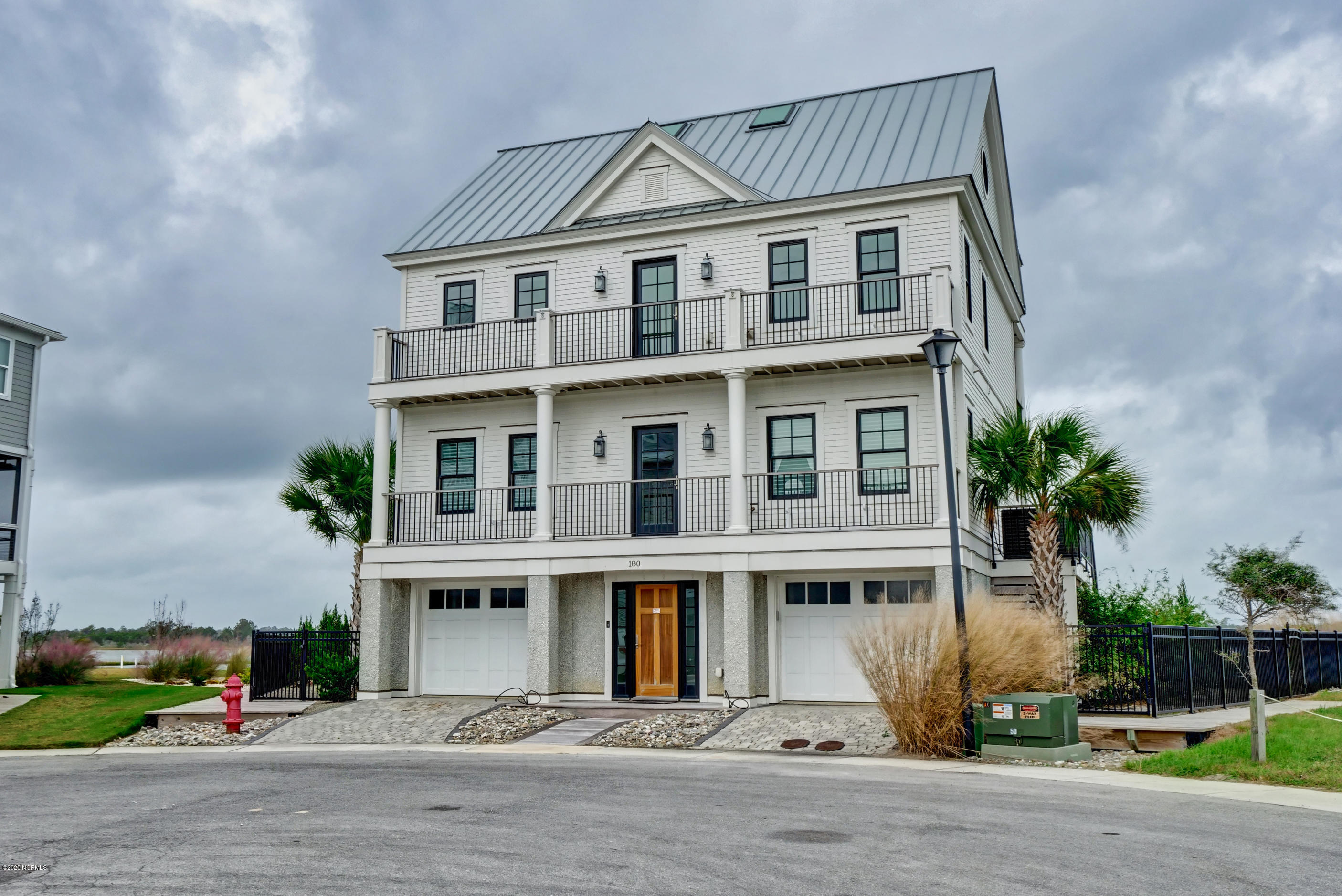 180 Atkinson Road Surf City, NC 28445 - Photo 6 of 44 180 Atkinson Rd (6)