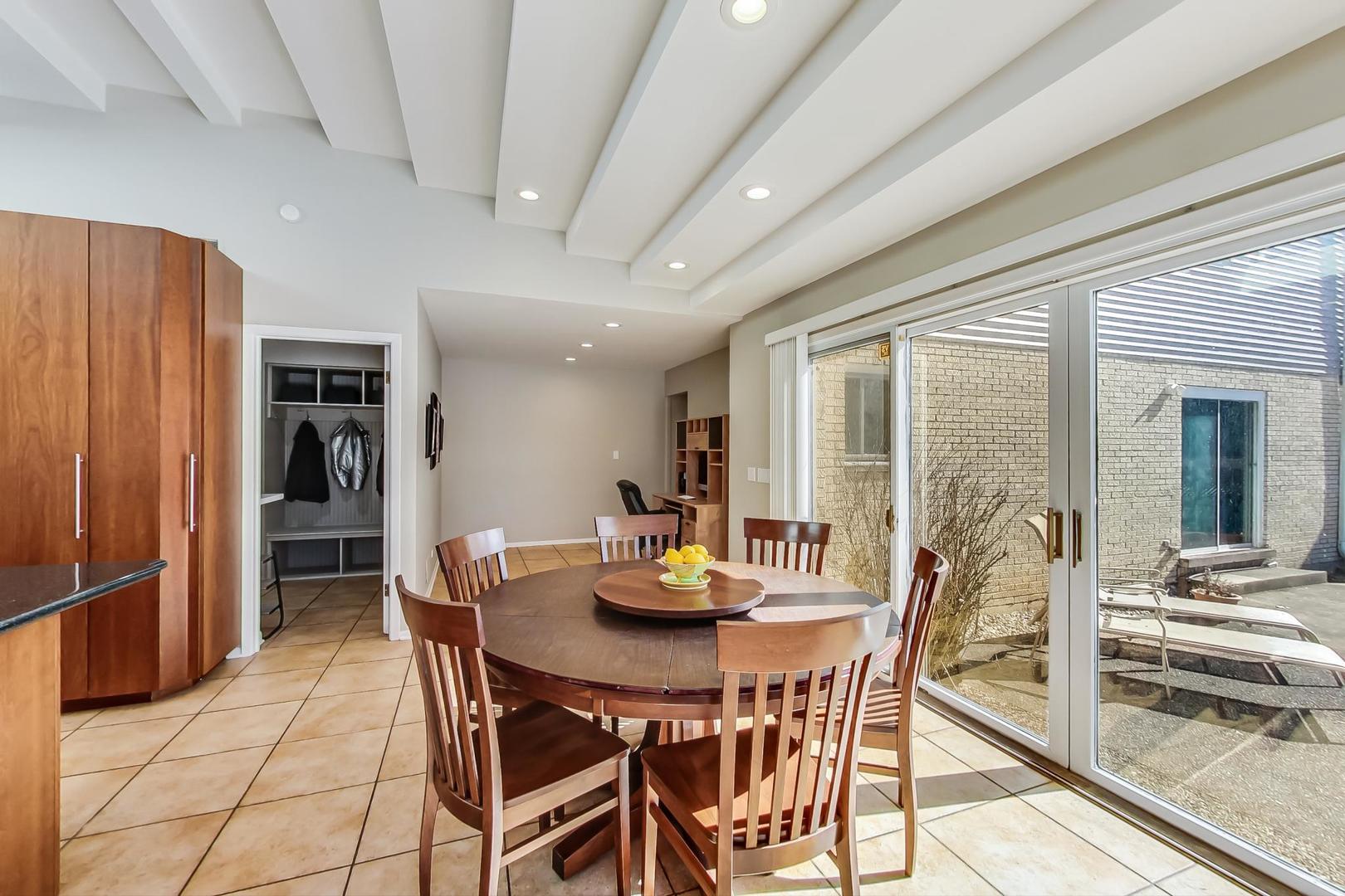 1846 Smith Road Northbrook, IL 60062 - Photo 15 of 58 a dining room with furniture and window