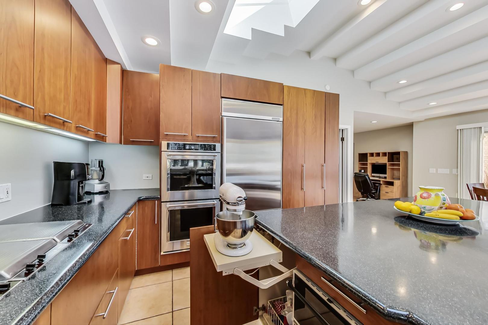 1846 Smith Road Northbrook, IL 60062 - Photo 18 of 58