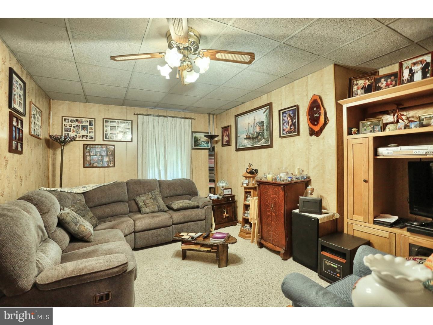 205 Merkel Road Gilbertsville, PA 19525 - Photo 14 of 24 Living Room