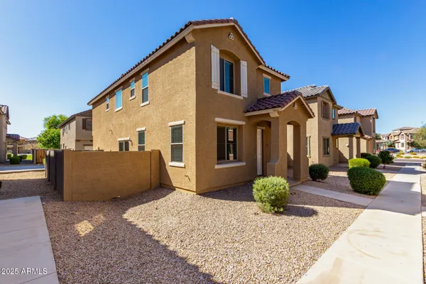 $329,950 | 917 East Agua Fria Lane, Avondale, AZ 85323
