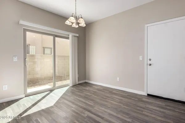 $329,950 | 917 East Agua Fria Lane, Avondale, AZ 85323