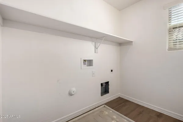 $329,950 | 917 East Agua Fria Lane, Avondale, AZ 85323