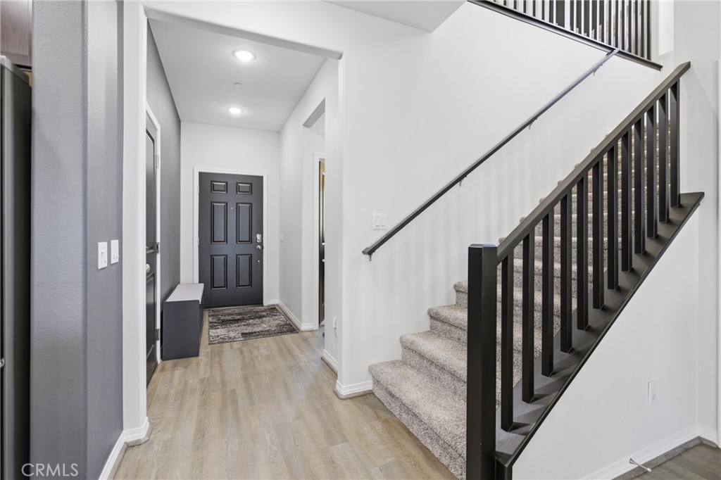 5091 Netherley Street Riverside, CA 92505 - Photo 4 of 37