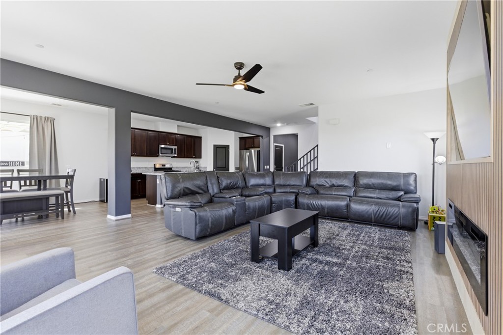 5091 Netherley Street Riverside, CA 92505 - Photo 9 of 37