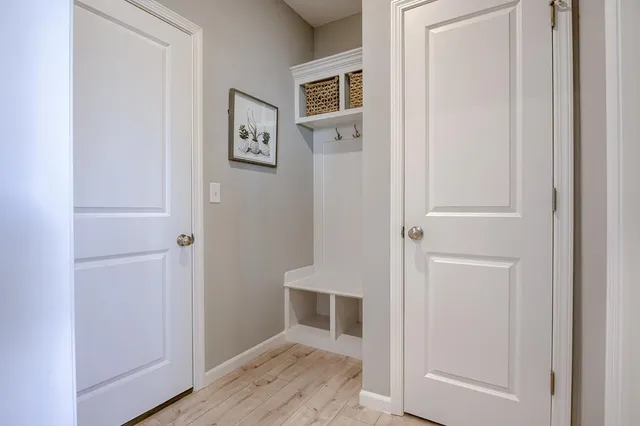 $400,123 | 18340 West 205th Terrace, Spring Hill, KS 66083