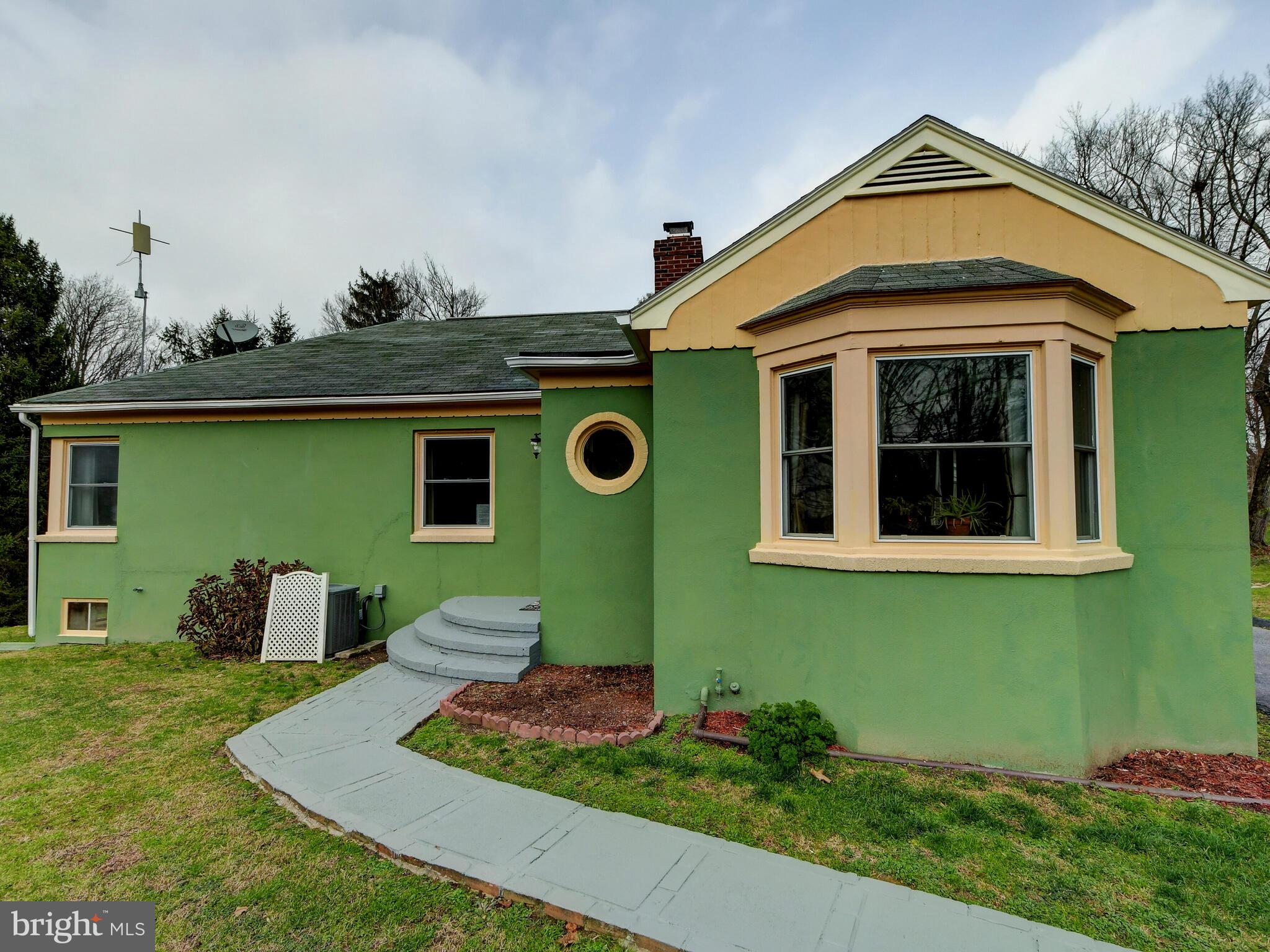 112 Cockeys Mill Road Reisterstown, MD 21136 - Photo 11 of 51 Gallery Image 11