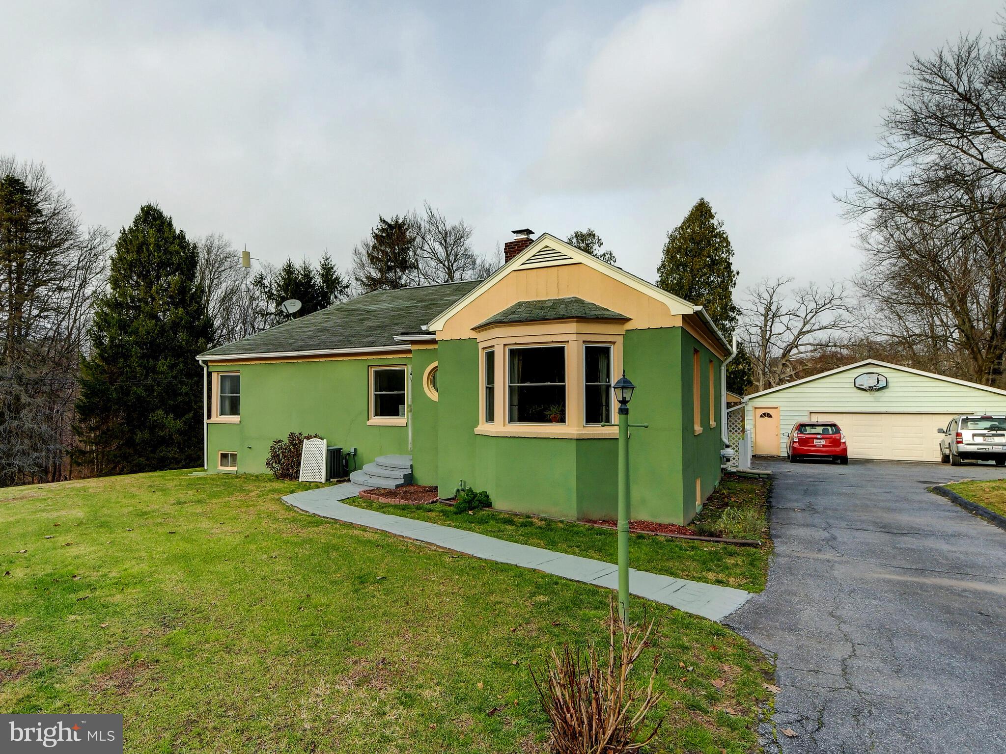 112 Cockeys Mill Road Reisterstown, MD 21136 - Photo 9 of 51 Gallery Image 9