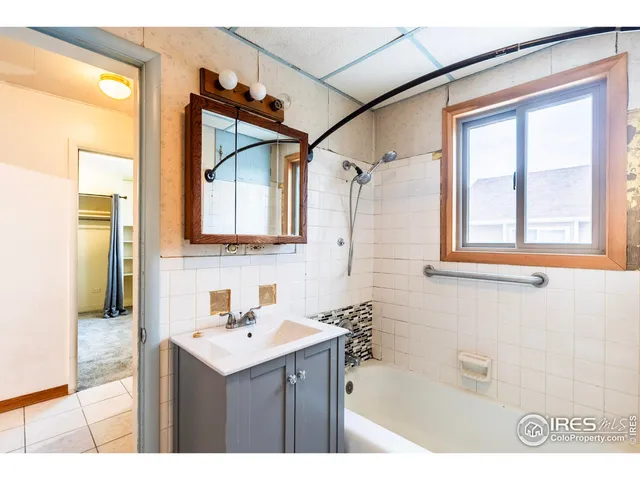 $450,000 | 4760 South Huron Street, Englewood, CO 80110