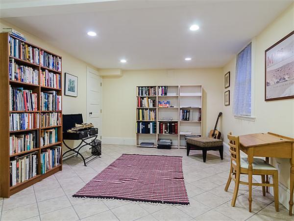 11 Rice Street Newton, MA 02459 - Photo 23 of 26