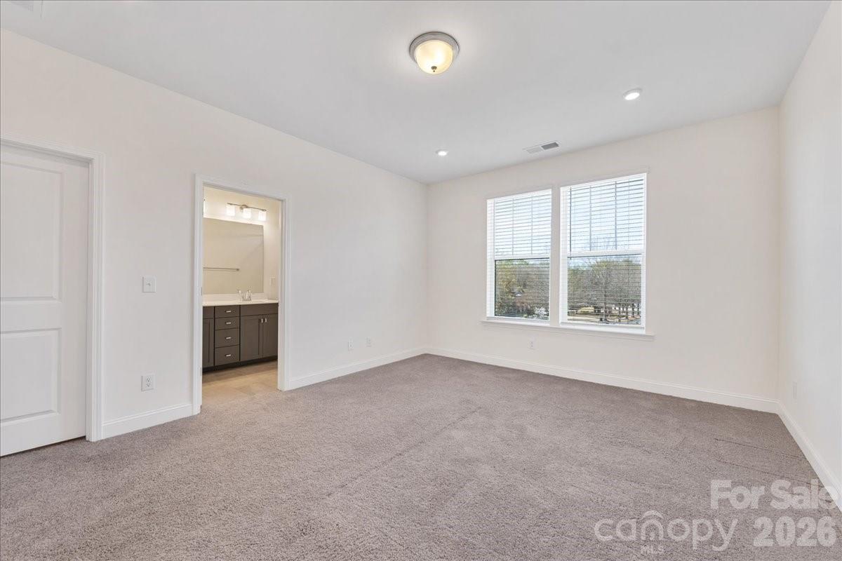 647 District Court Fort Mill, SC 29708 - Photo 18 of 48