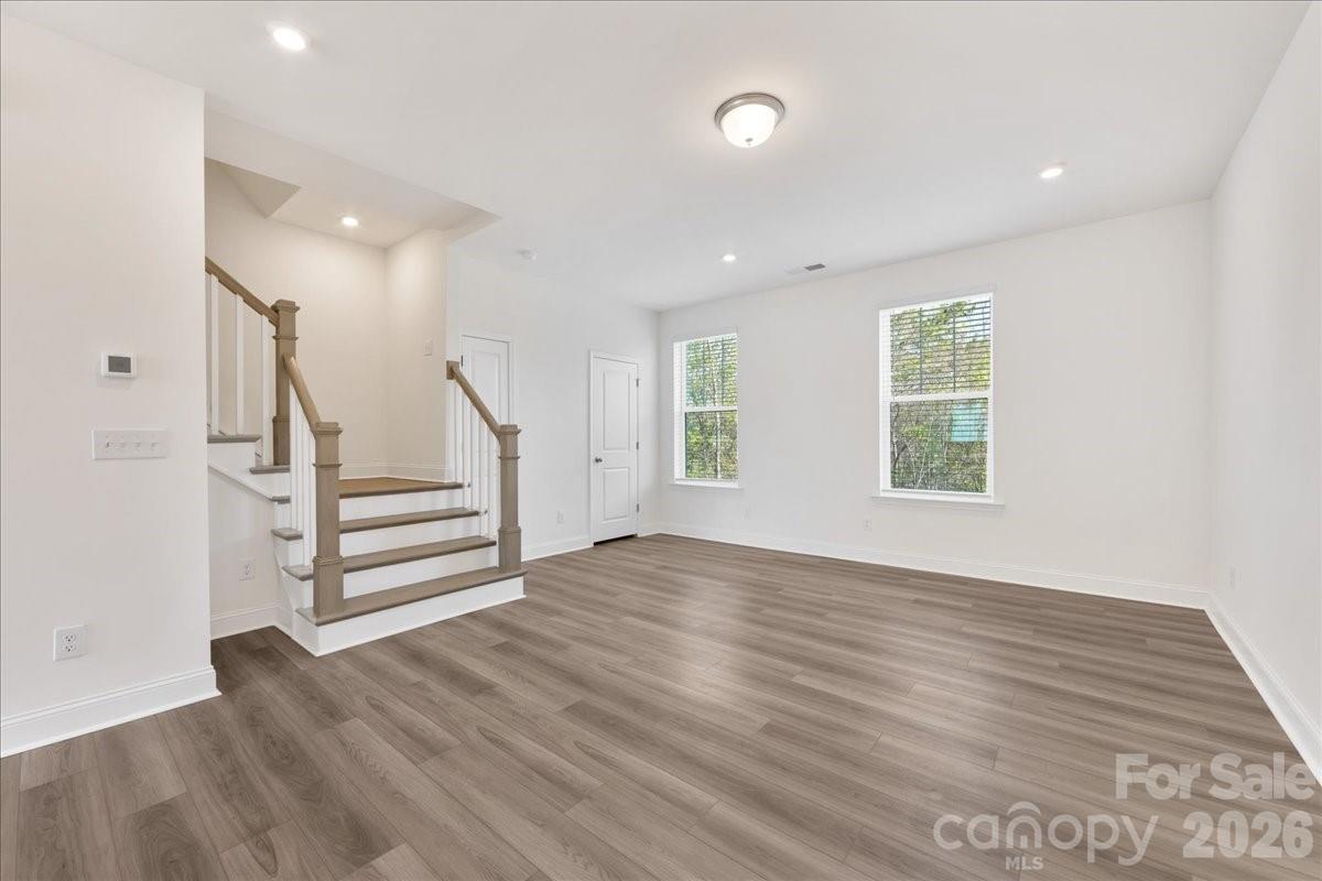 647 District Court Fort Mill, SC 29708 - Photo 5 of 48