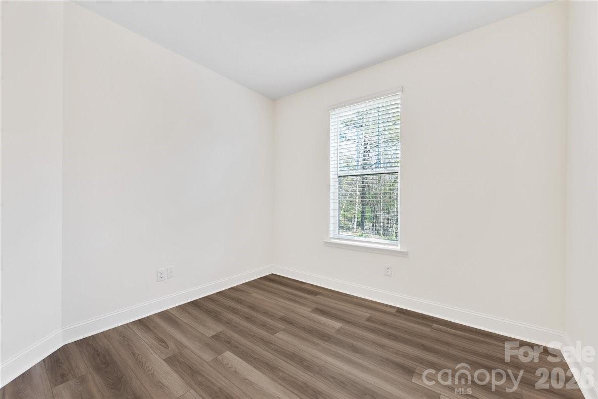 647 District Court Fort Mill, SC 29708 - Photo 7 of 48