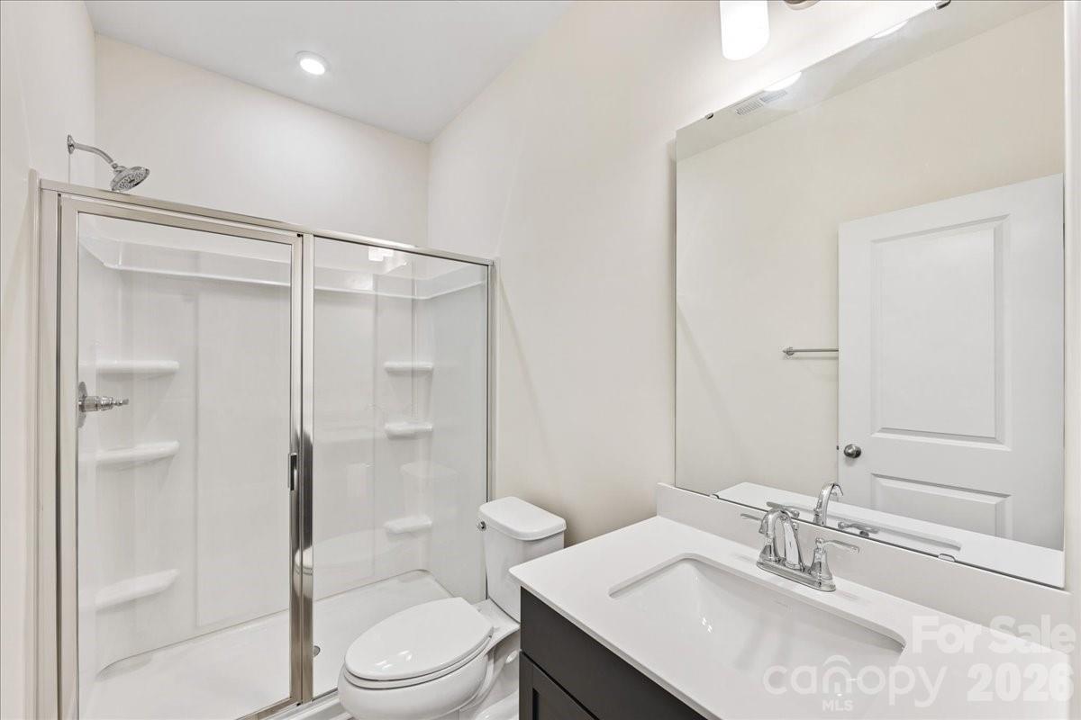 647 District Court Fort Mill, SC 29708 - Photo 9 of 48