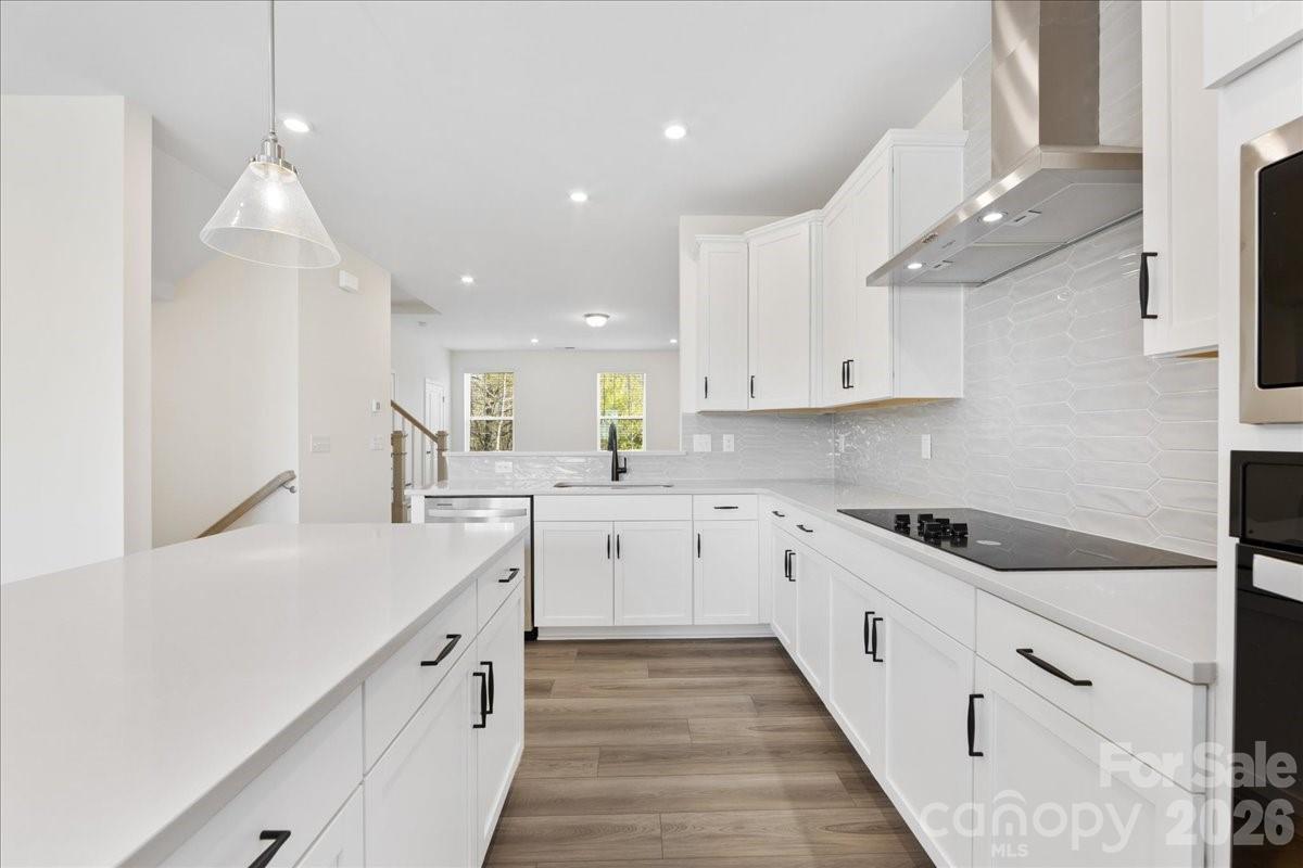 647 District Court Fort Mill, SC 29708 - Photo 10 of 48