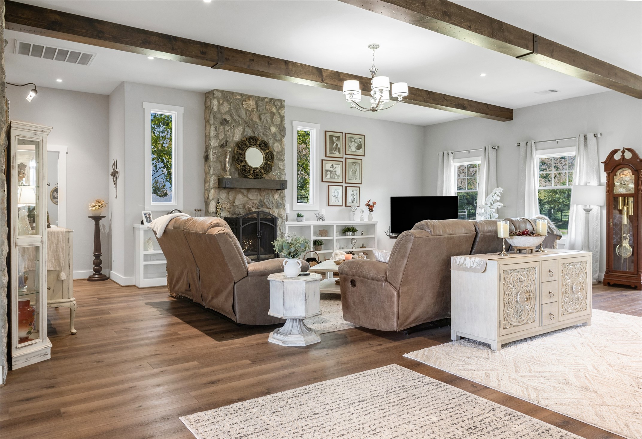 174 Gilmore Road Brenham, TX 77833 - Photo 16 of 50