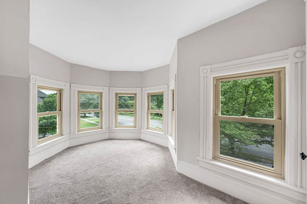238 Sumner Avenue Springfield, MA 01108 - Photo 29 of 42
