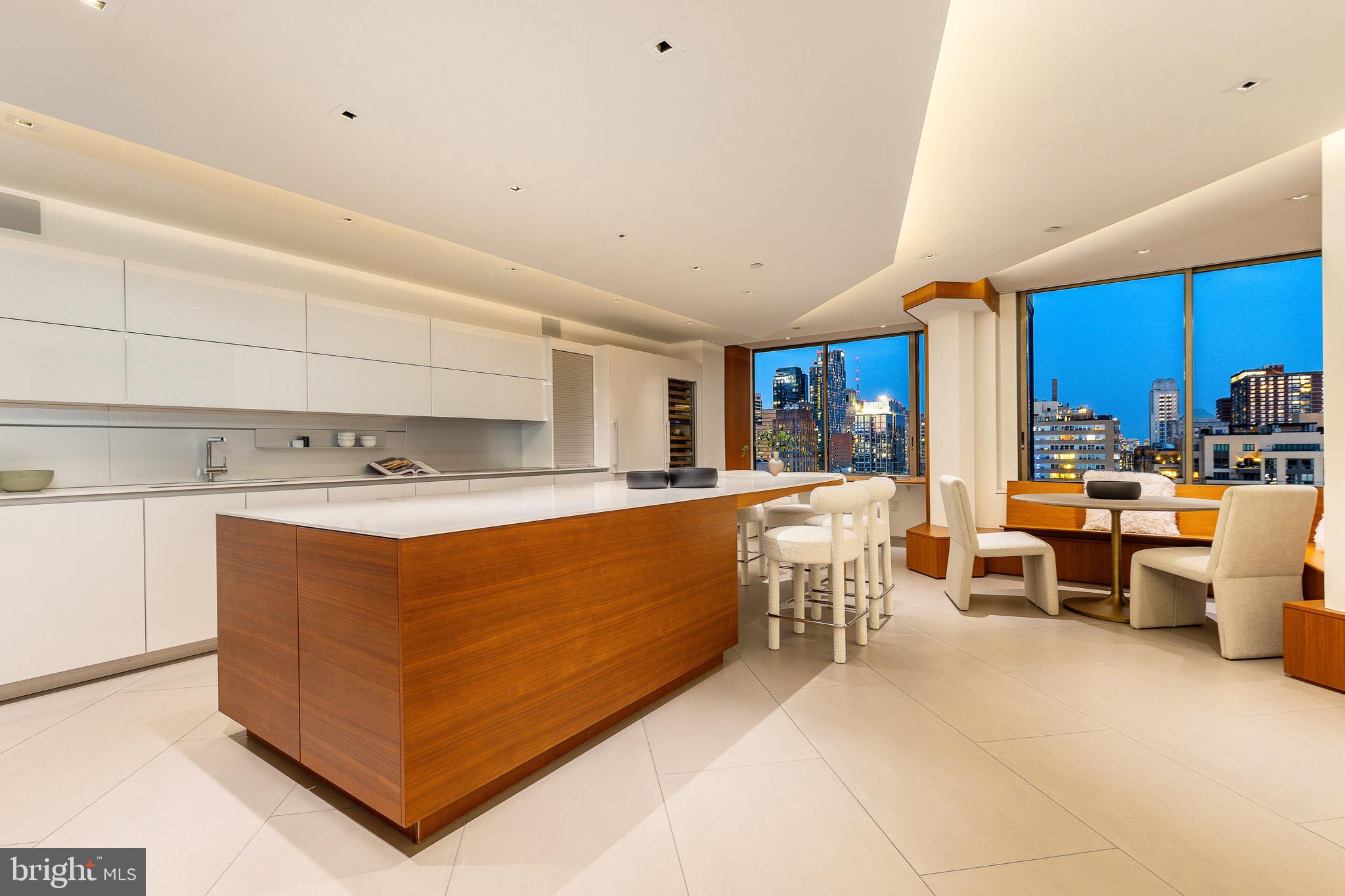 210 West Rittenhouse Square, Unit 21062107 Philadelphia, PA 19103 - Photo 13 of 74