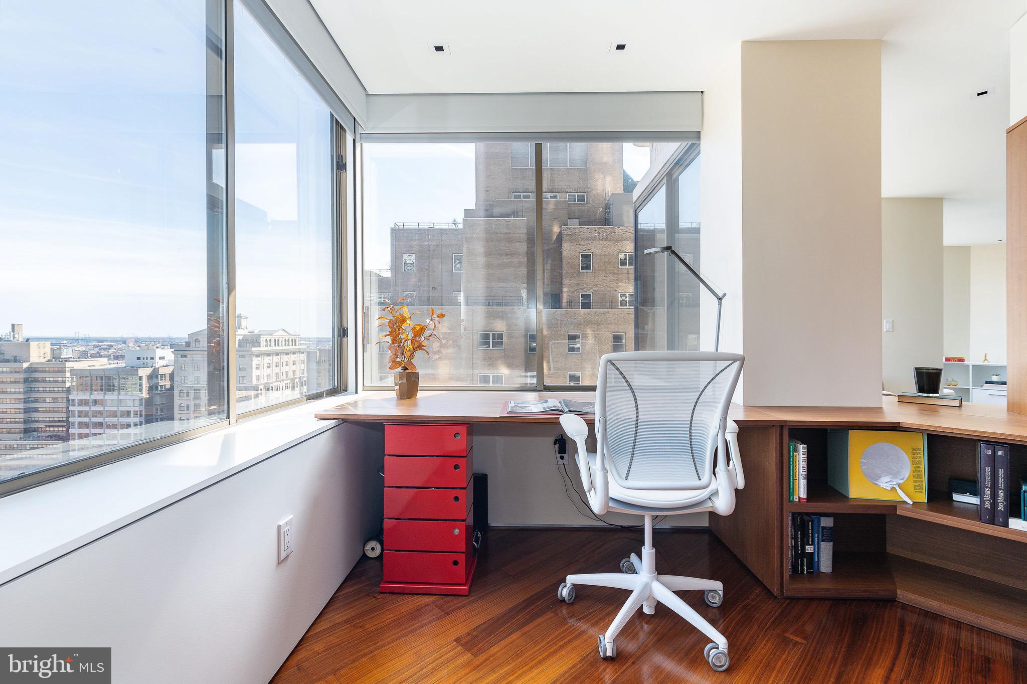 210 West Rittenhouse Square, Unit 21062107 Philadelphia, PA 19103 - Photo 38 of 74 a very nice looking room with a large window