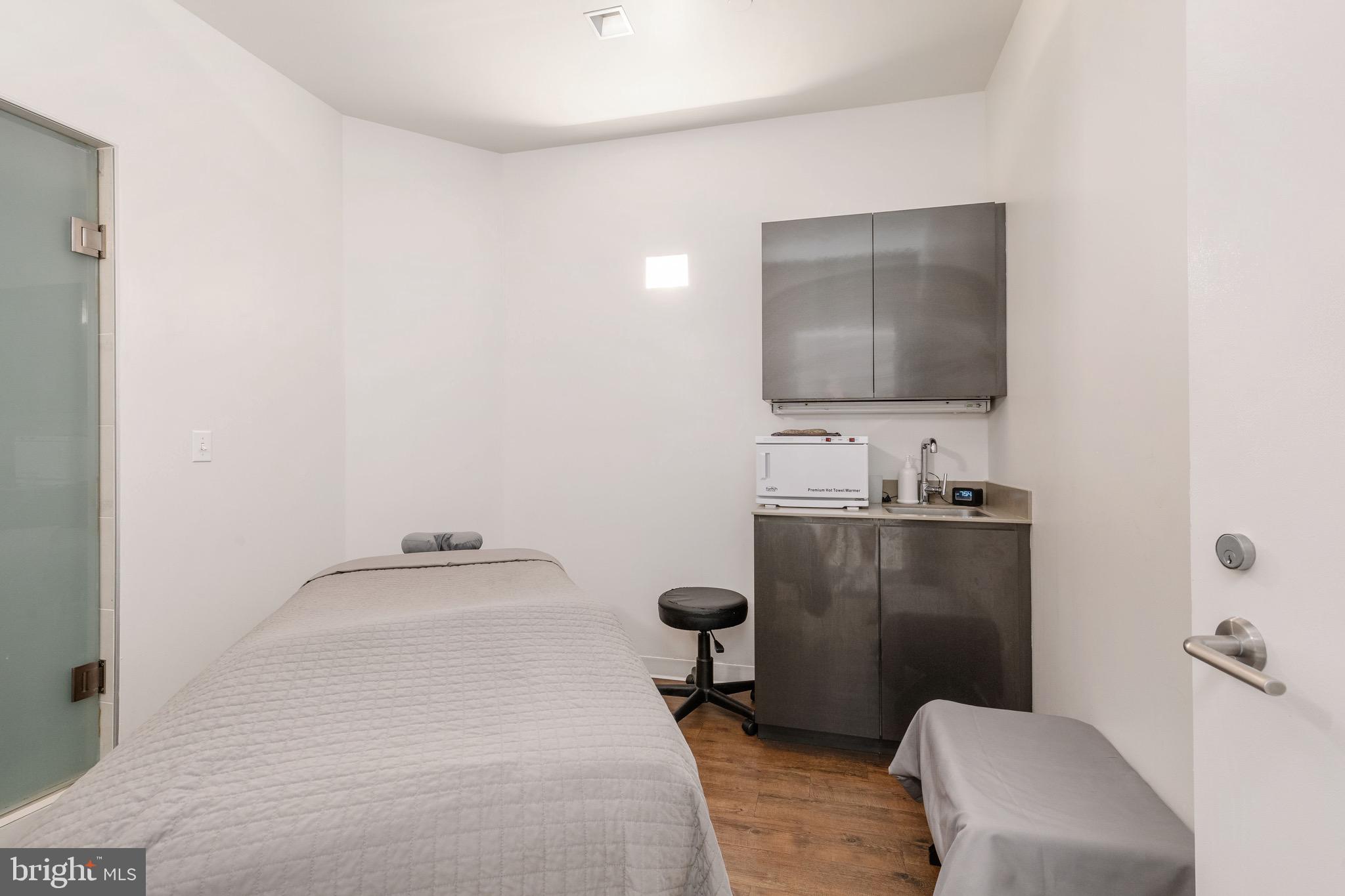 210 West Rittenhouse Square, Unit 21062107 Philadelphia, PA 19103 - Photo 68 of 74