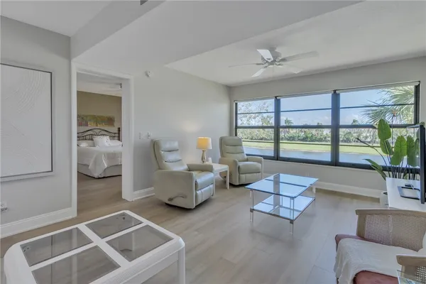 $238,000 | 38 Plantation Drive, Unit 201, Vero Beach, FL 32966