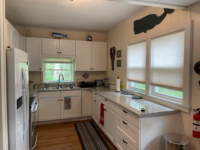 $399,000 | 494 Wiscasset Road, Boothbay, ME 04537