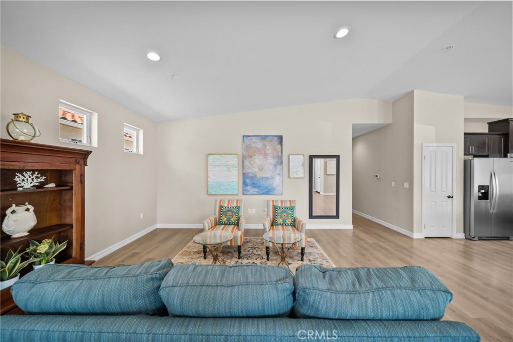 4066 Aurora Way Piru, CA 93040 - Photo 8 of 47