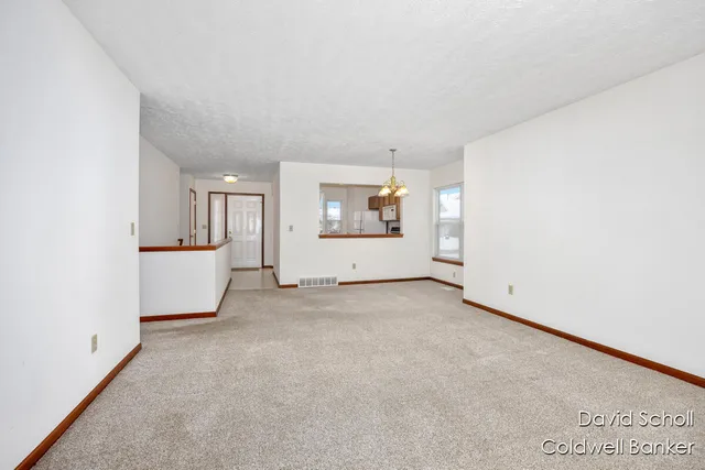 $314,900 | 3058 Windcrest Way Northeast, Grand Rapids, MI 49525