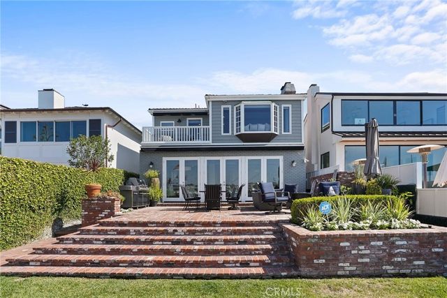 $12,800,000 | 1911 East Bay Avenue, Newport Beach, CA 92661