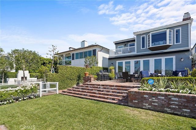 $12,800,000 | 1911 East Bay Avenue, Newport Beach, CA 92661