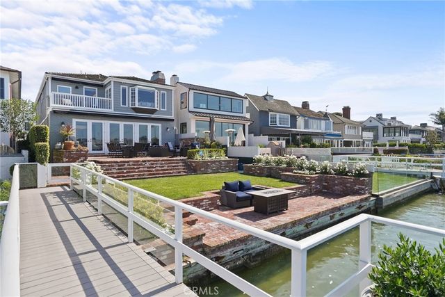 $12,800,000 | 1911 East Bay Avenue, Newport Beach, CA 92661